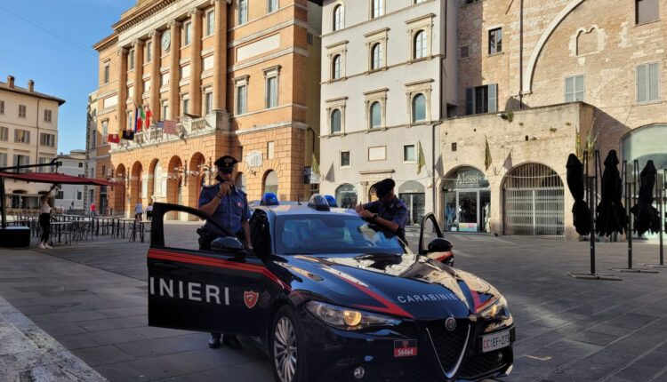 Montefalco: maltrattamenti nei confronti dei genitori, uomo arrestato in flagranza di reato.
