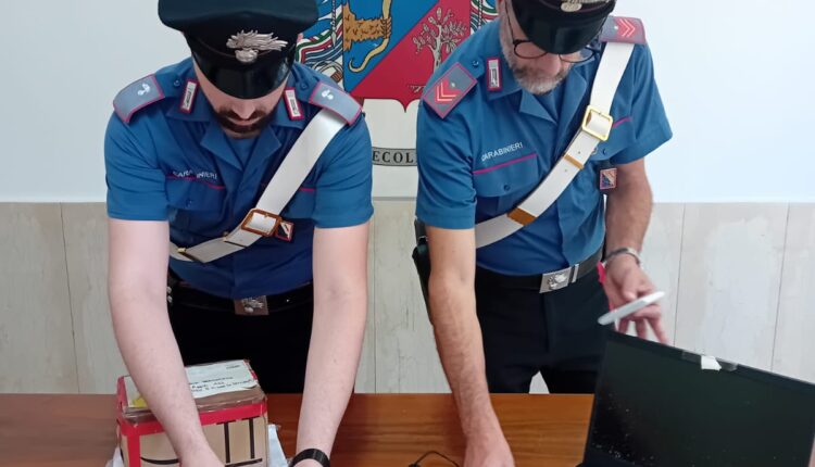 San Nicola la Strada: finto maresciallo-truffatore arrestato, comprava orologi preziosi on line e non pagava.