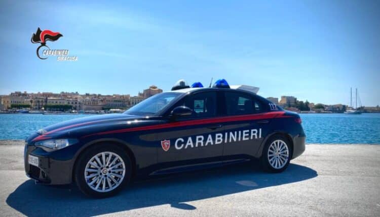 Siracusa: un altro arrestato nei quartieri dello spaccio, 22enne trovato in possesso di 25 grammi di stupefacente.