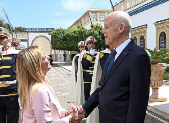 Stop all invio di motovedette italiane alla Tunisia