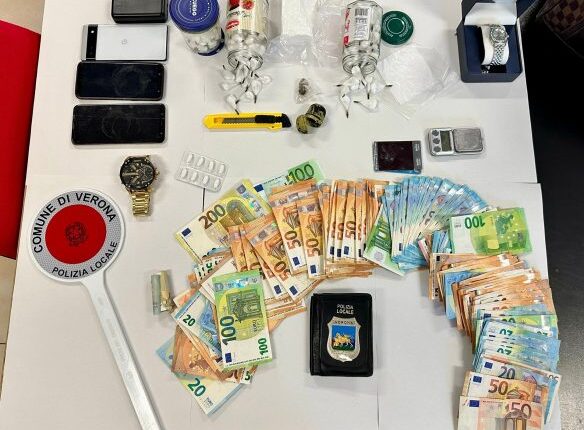 Verona: arrestato spacciatore e sequestrati quasi quattro etti di cocaina durante i controlli antialcol.