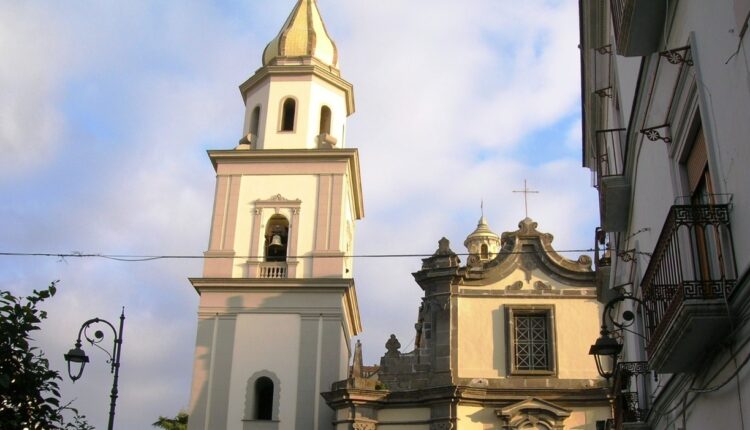 Vico Equense: Furto in chiesa, è lo stesso arrestato dai carabinieri 2 giorni prima.