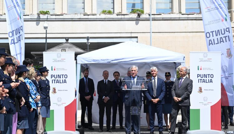"Punto Italia": un "consolato mobile" per assistere gli italiani durante gli europei in Germania