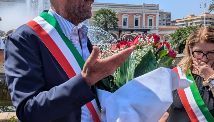 Bari, in Piazza Moro si è svolta la cerimonia di commemorazione delle vittime del disastro ferroviario sulla tratta Andria-Corato