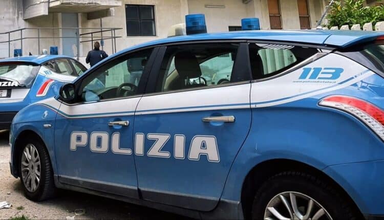 Rimini, tenta un furto in un locale: arrestata una donna