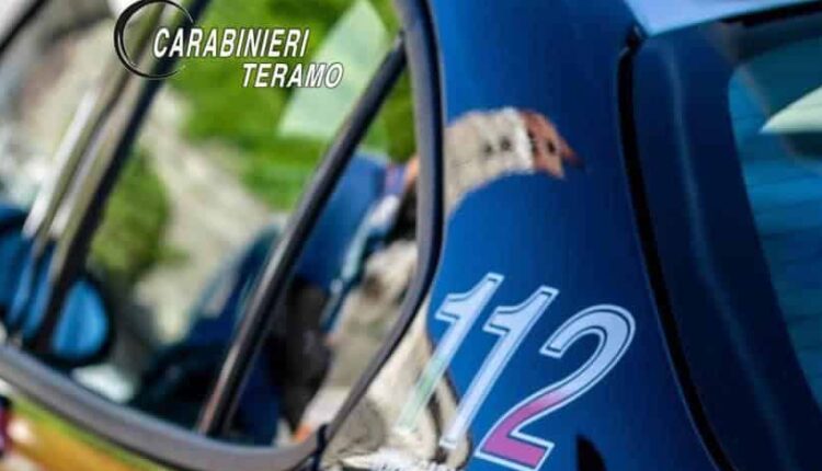 Martinsicuro, trasformano la loro casa in un punto vendita per lo spaccio di droga: arrestata una coppia