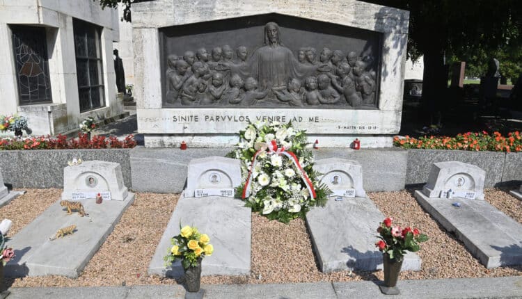 Albenga il ricordo del tragico incidente della motobarca "Annamaria" in cui persero la vita 44 bimbi 2