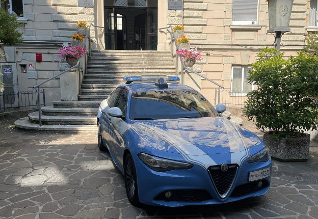 Bolzano: ladro seriale deve scontare 4 mesi di reclusione, Polizia arresta ricercato straniero.