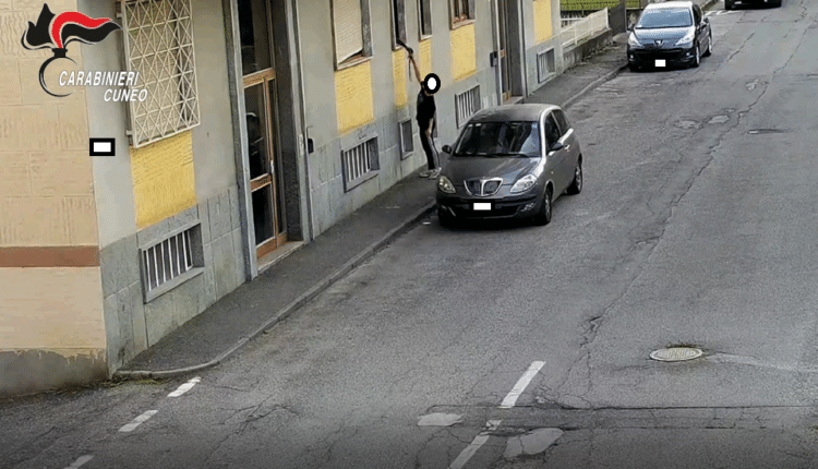 Cuneo, sconfitta una banda specializzata nello spaccio di crack: due arrestati