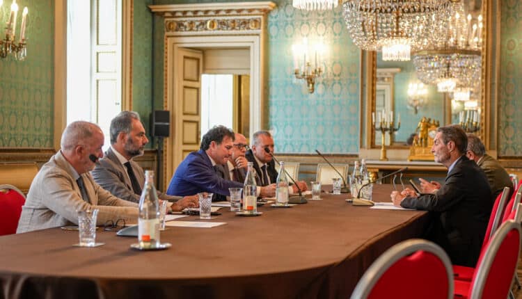 Il presidente della Regione Lombardia è stato convocato in prefettura per parlare dell'Autonomia differenziata 