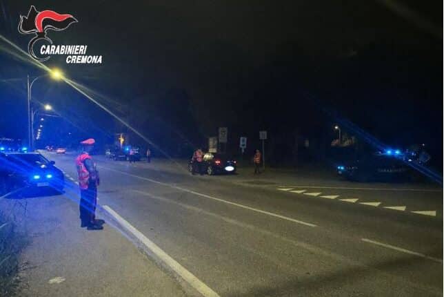 Casalmaggiore, controlli dei Carabinieri nei luoghi della movida per mantenere l'ordine e la sicurezza pubblica