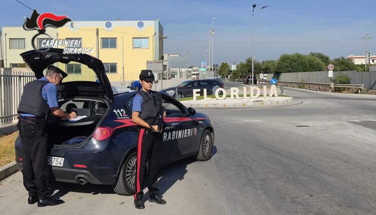 Floridia(Siracusa): Carabinieri arrestano un 19enne trovato con 2 etti di hashish.