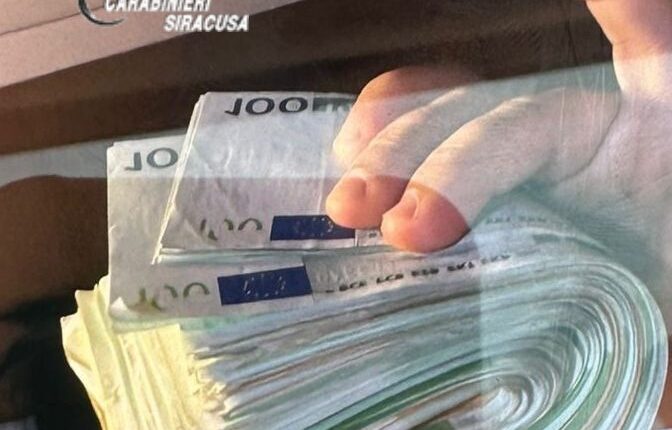 Pachino, si fingono Carabinieri e rubano 22mila euro ad una anziana: due arresti
