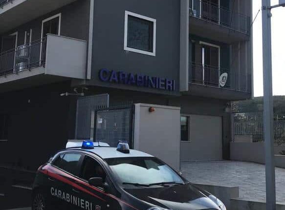 Furnari: Carabinieri arrestano un 76enne del posto per incendio di rifiuti.
