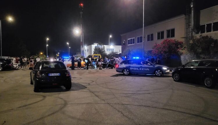 Riccione, gare clandestine con 50 moto: fermati 100 ragazzi e sequestrati 14 mezzi