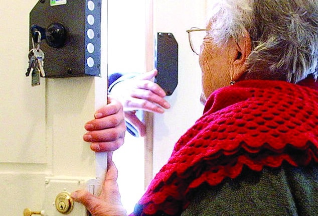 Latina: truffa del finto carabiniere, denunciato e sottoposto alla misura del divieto di ritorno a Fondi.