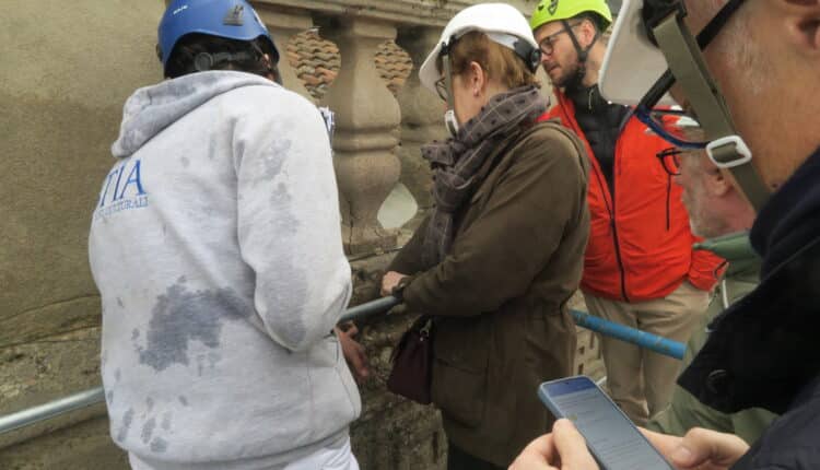 Milano: nuove tecniche all'avanguardia per il restauro della facciata di Palazzo Marino 6