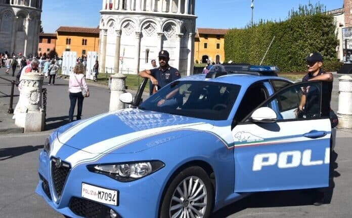 Pisa: furti ai turisti in zona Piazza del Duomo, un arresto e due denunce.