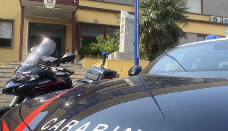 Soverato: stretta dei Carabinieri sul lungomare e nelle zone della movida, fioccano sanzioni e denunce.