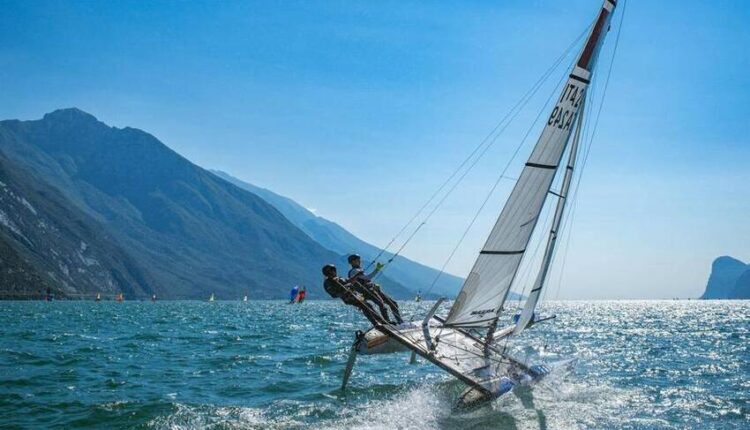 Veneto: partito sull’Alto Garda il Mondiale giovanile di vela.