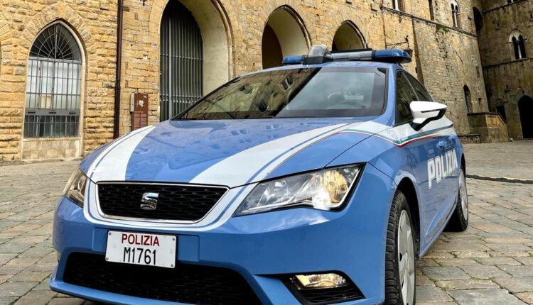 Volterra: si fingono sordomute per chiedere soldi, due donne denunciate dalla polizia di Stato.