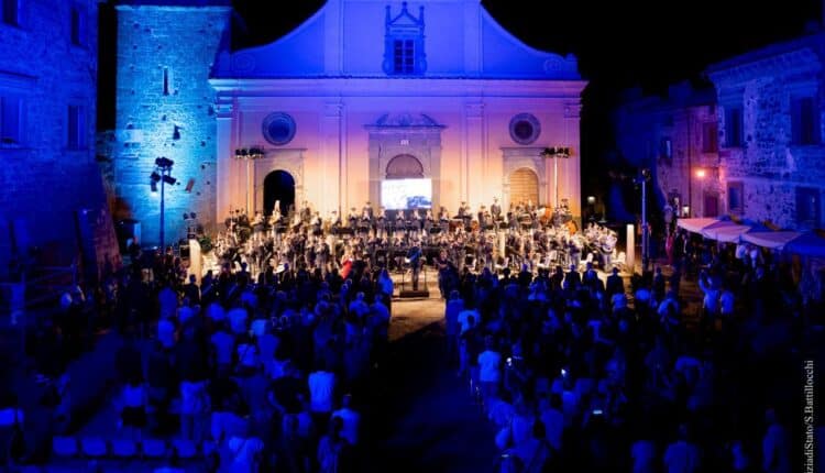 Civita di Bagnoregio. 172° anniversario della fondazione del Corpo delle Guardie di Pubblica Sicurezza: conferito il premio Civita 2024