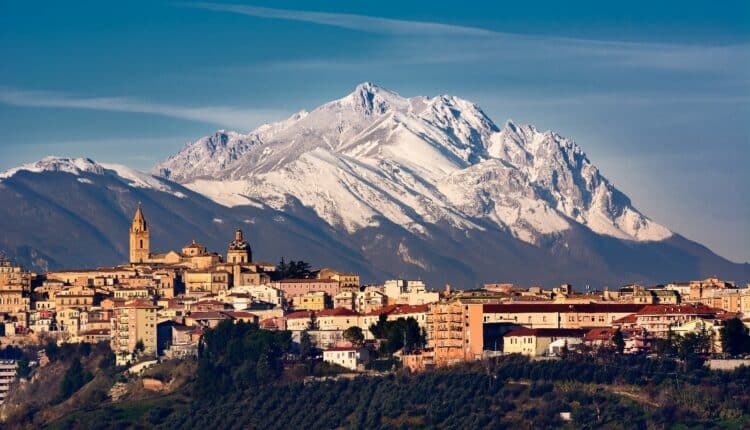Chieti: pronto spesa e pronto farmaco a domicilio. Attivo il numero per richiedere il servizio
