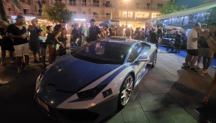 Campagna "E...STATE con Noi 2024": Polizia Stradale a Jesolo, in provincia di di Venezia.