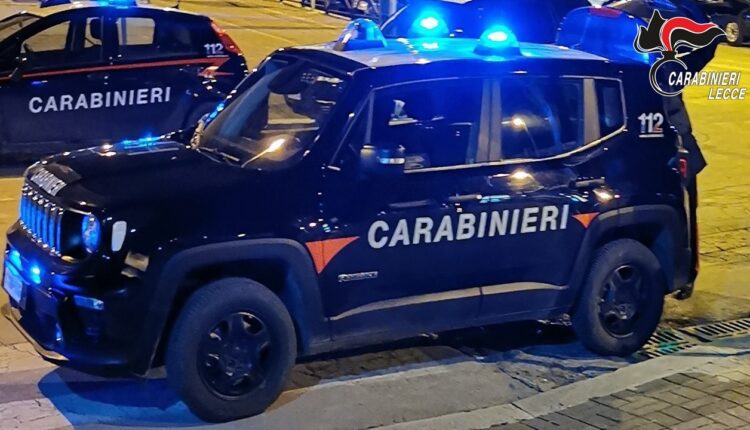 Lizzanello, aggredisce i genitori e la sorella che gli negano i soldi per la droga: arrestato 45enne