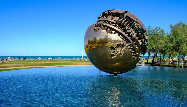 Pesaro. Anziano tenta di gettarsi nel Foglia per togliersi la vita: salvato da un ex poliziotto e un giovane sudamericano