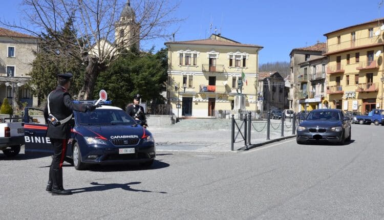 Soveria Mannelli. Droga e guida in stato di ebrezza: i controlli dei Carabinieri