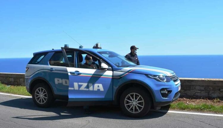 Terracina: tenta il furto di generi alimentari per poi aggredire gli agenti di Polizia con un bastone