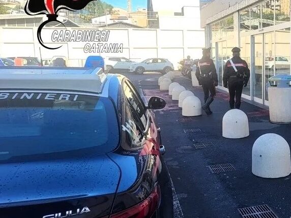 Paternò: identificato l'uomo che avrebbe compiuto 9 rapine in diversi esercizi commerciali e distributori di carburanti 8
