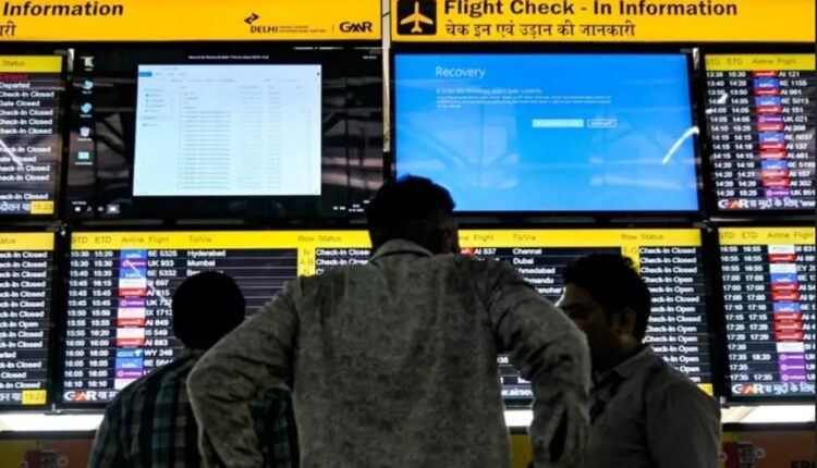 Crash informatico nel mondo per guasto CrowdStrike, graduale ritorno alla normalità