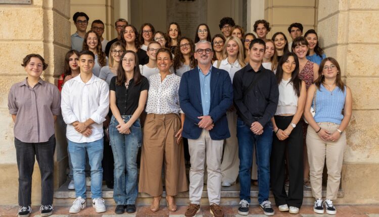 Mantova: premiati 43 studenti diplomati presso Istituti superiori. Tra i premi anche la Supercard Cultura, e l’ingresso gratuito a due eventi di Festivaletteratura.