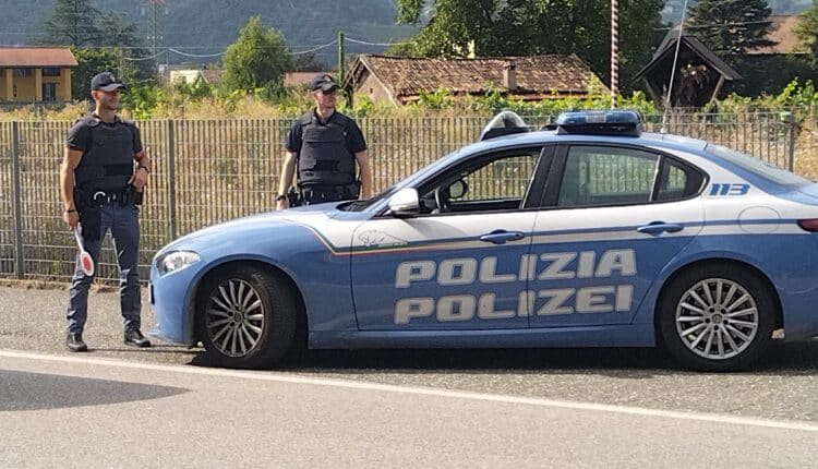 Bolzano: rapinano un giovane al Parco Petrarca, filmati dalle amiche della vittima, arrestati due pregiudicati stranieri.