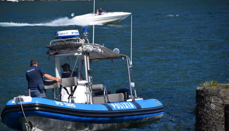 Como: nuotano pericolosamente nelle acque del primo bacino, tre 18enne vengono soccorsi e poi sanzionati dalla Polizia di Stato