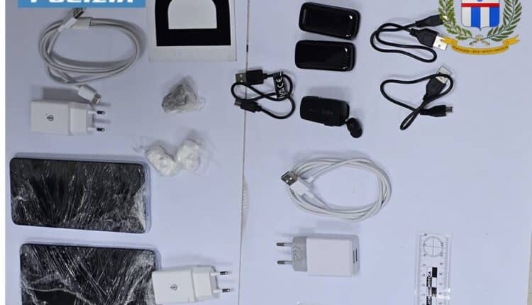 Taranto: cercano di introdurre nella Casa Circondariale 600 grammi di hashish, una 20ina di grammi di cocaina e vari dispositivi elettronici grazie all'utilizzo di un drone. Arrestati 2 uomini 3