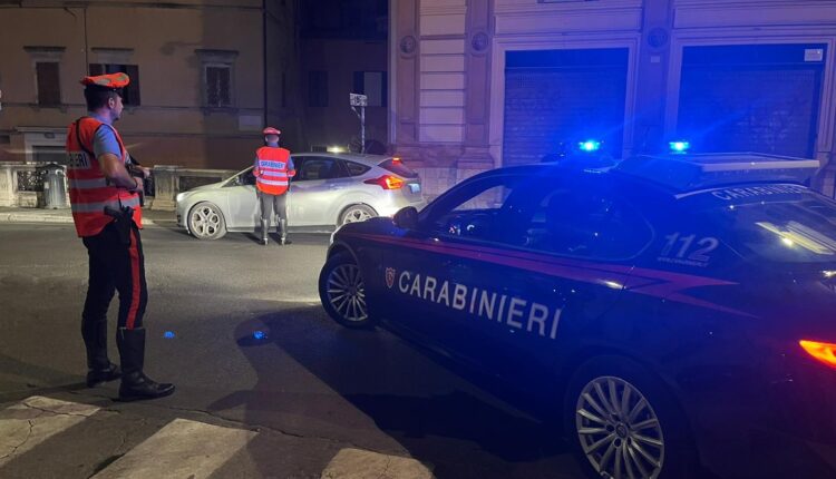 Due arresti per rapine a mano armata in centro a Perugia.