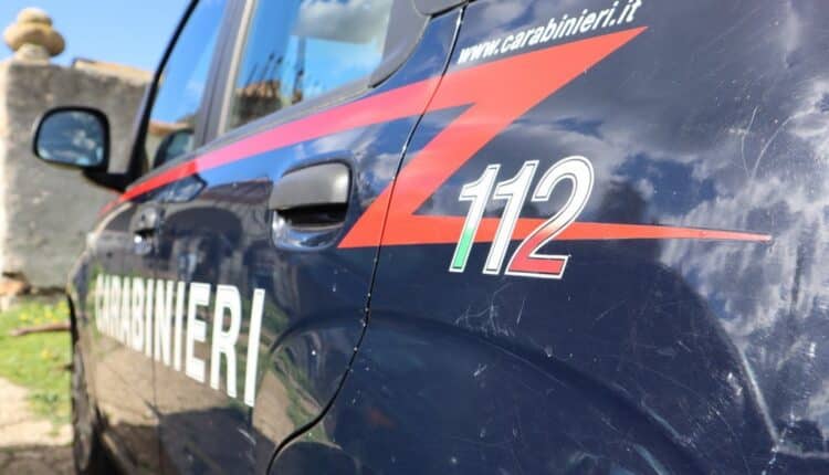 Meana sardo: colpisce un allevatore alla schiena con un attrezzo agricolo. Arrestato 53enne per tentato omicidio