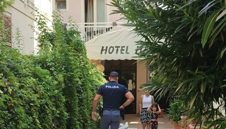 Rimini: chiusa per 20 giorni dalla Polizia di Stato una struttura alberghiera per irregolarità amministrative e penali3