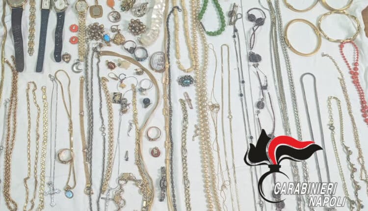 Barano di Ischia e Casamicciola: un'anziana signora cade nella truffa del finto Carabiniere. Arrestati un 23enne e un 20enne