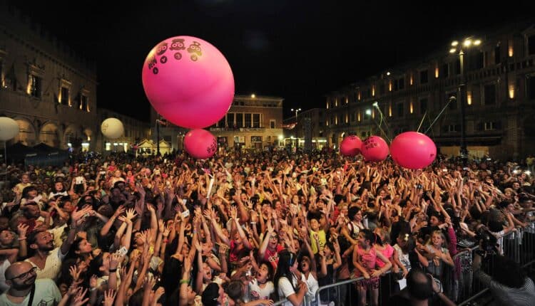 Pesaro: torna venerdì 30 e sabato 31 la “La 1/2 Notte Bianca dei Bambini” l'evento più amato dalle bambine e dai bambini. 2