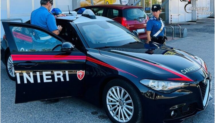 Ferrara: sorpreso a rubare all’interno del supermercato generi alimentari per un valore di circa 200 euro. Arrestato 61enne