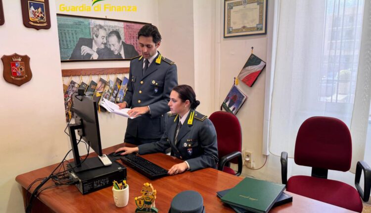 Napoli: disposto provvedimento della misura cautelare dagli arresti domiciliari alla custodia in carcere nei confronti di un giovane.