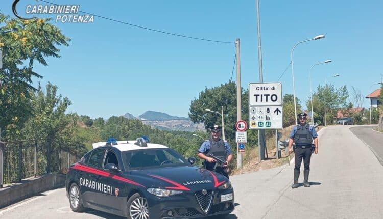 Tito: aggredisce fisicamente con un pugno la moglie e la minaccia di morte. Arrestato 42enne