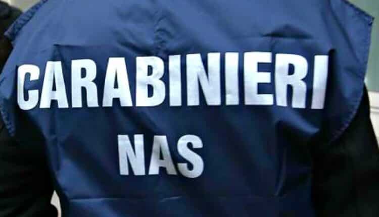 San Vincenzo: controlli dai Carabinieri a tutela della salute pubblica, sanzionato un esercizio che resterà temporaneamente chiuso per riscontrate carenze igienico-sanitarie.