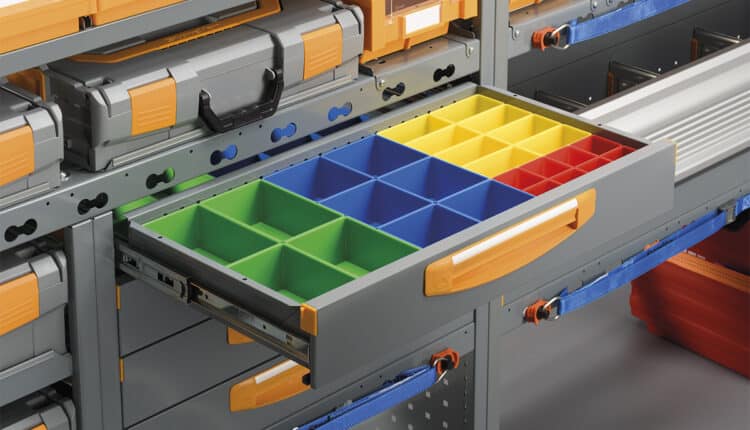 L'importanza delle cassettiere per furgone per i servizi a domicilio