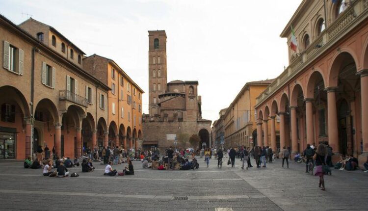 Bologna: estate 2024, gli appuntamenti dal 23 al 29 agosto tra festival, spettacoli, concerti e rassegne
