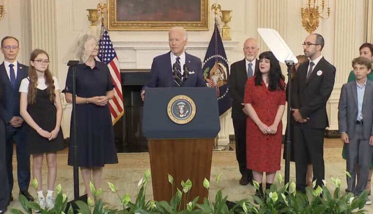 Maxi scambio di prigionieri USA-RUSSIA. Biden: 'impresa diplomatica'